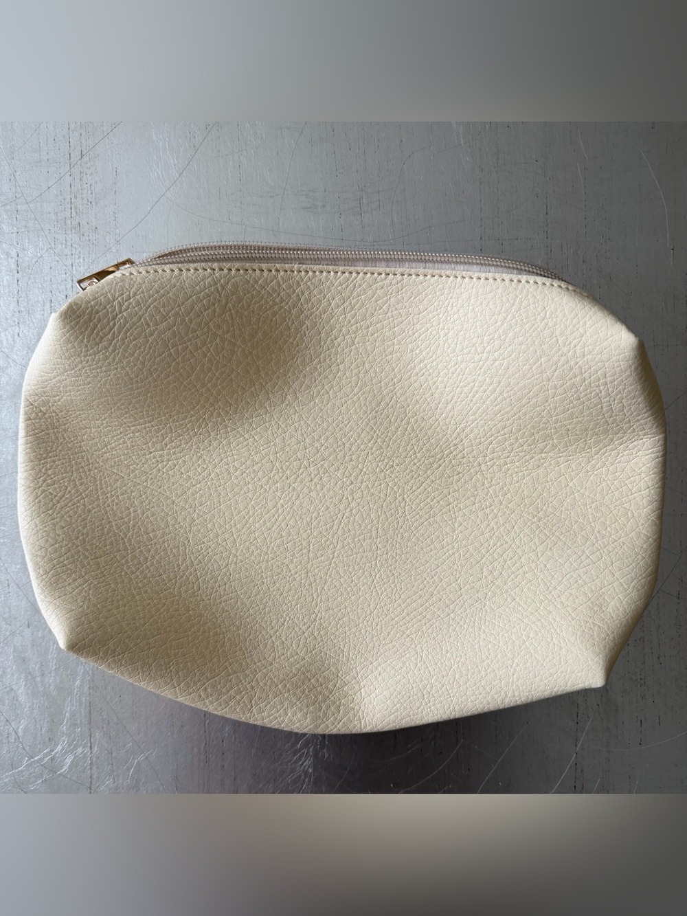 Anthropologie Love Knot Slouchy Bag in Butter Yellow - Picture 7 of 8